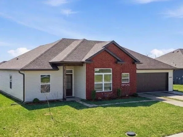 708 Promenade Dr, Columbia, MO 65202