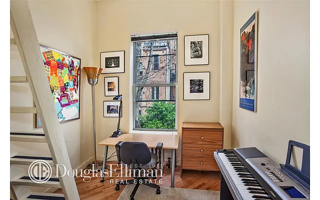 Rented by Douglas Elliman | media 7