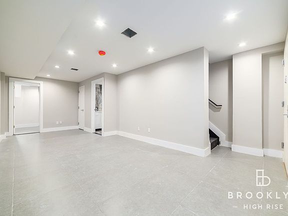 2nd image of 694 Hancock St APT 1A