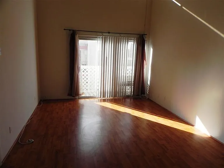 3565 Linden Ave #365 — Photo 3