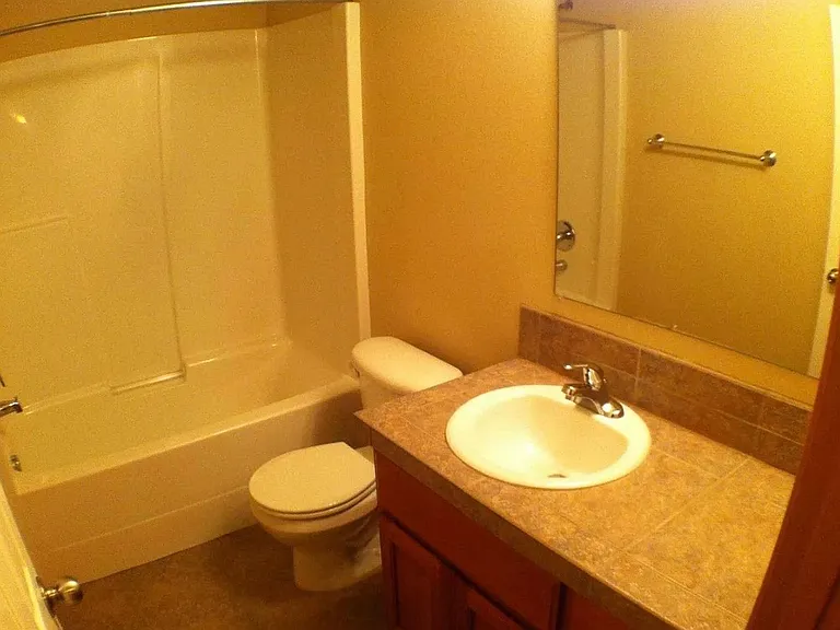 38640 Barlow Pkwy — Photo 12