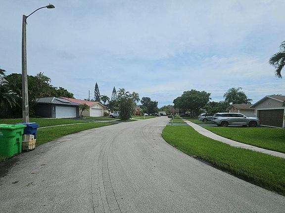 4th image of 9361 NW 43rd Mnr