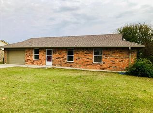 186 Echo Ln, Harrah, OK 73045