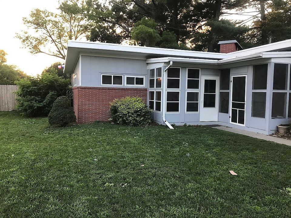 1st image of 2037-2039 S 45th St