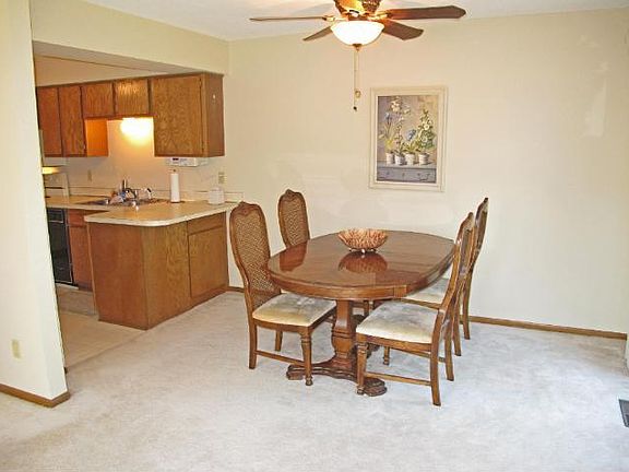 4th image of 1615 W 140th St