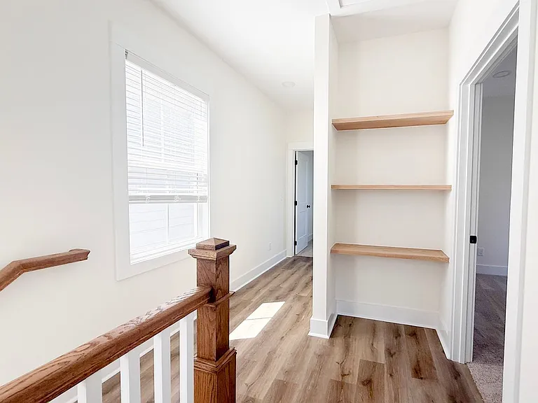 1385 Meridian St — Photo 30