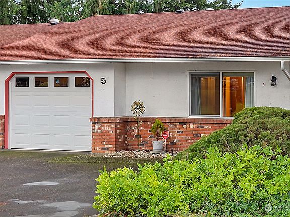 4th image of 8405 55th Avenue NE #5