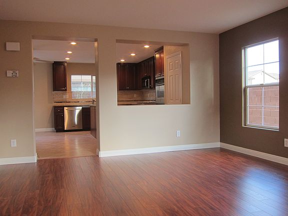3rd image of 11137 Saddle Iron St