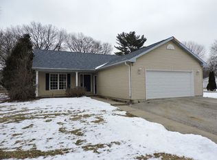 3817 N Lake Blvd, Danville, IL 61832