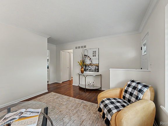 5th image of 40298 Sandy Dr