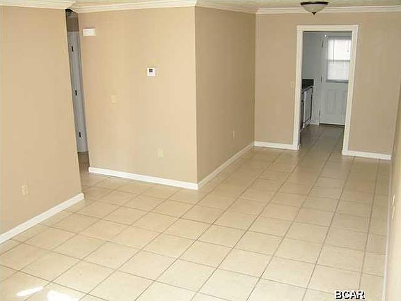 4th image of 1410 New York Ave APT C