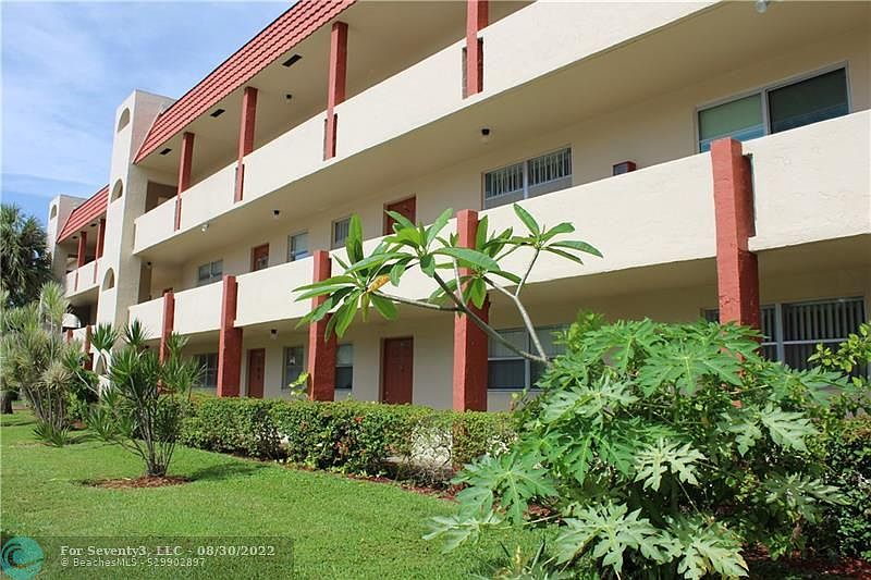 1st image of 3051 Sunrise Lakes Dr #312