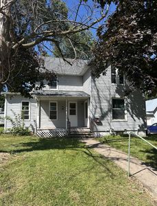 208 S Clark St, Maquoketa, IA, 52060