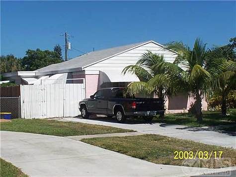 1st image of 825 Summit Blvd