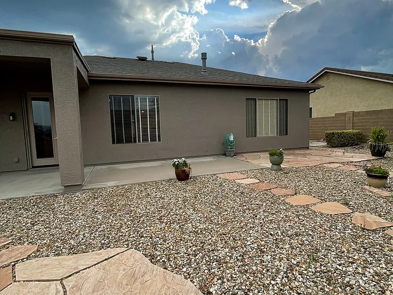 5649 N Bentley Ct — Photo 21