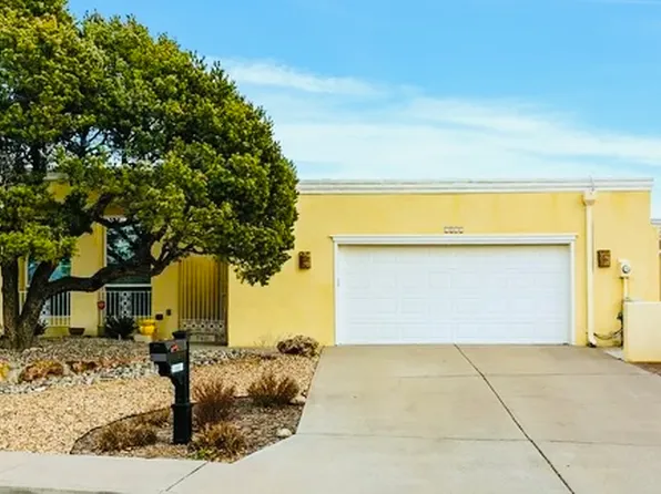 5806 Torreon Dr NE, Albuquerque, NM 87109