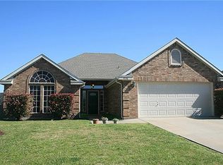 1236 Clay Ln, Seagoville, TX 75159