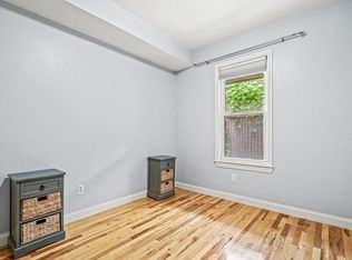 140 K St #5, Boston, MA 02127