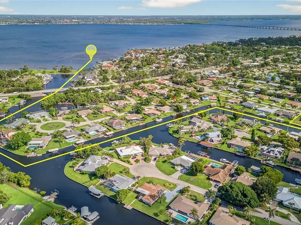 1376 Whiskey Creek Dr, Fort Myers, FL 33919