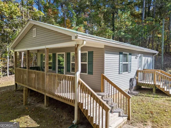 822 Twin Mountain Lake Cir, Talking Rock, GA 30175