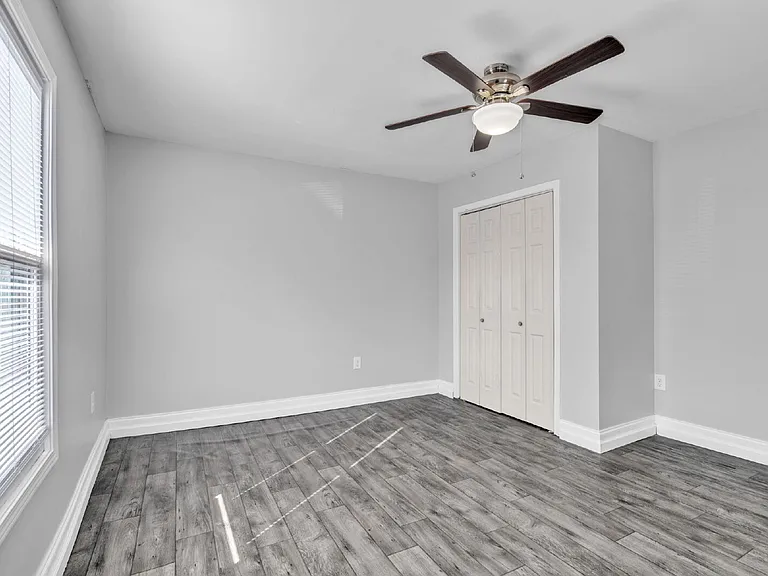 104 Lake Ave — Photo 23