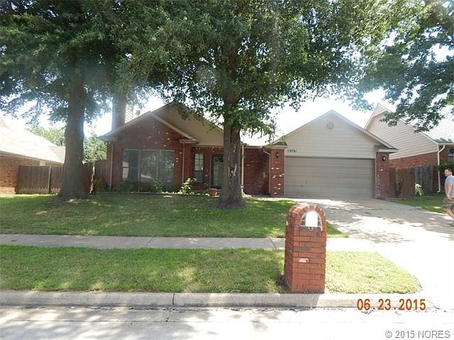 1st image of 13781 S Oak Pl E