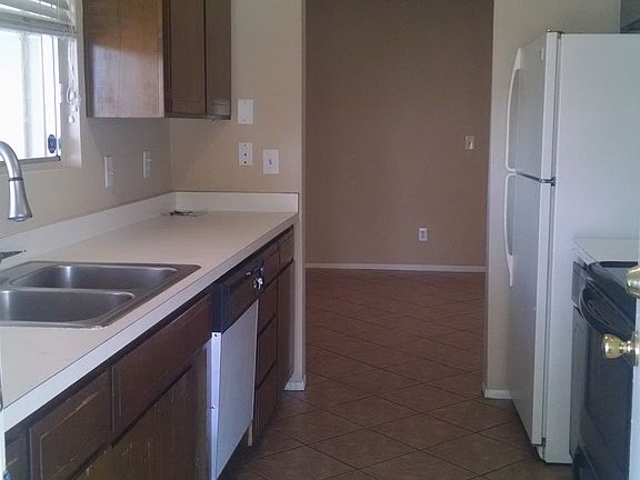 4th image of 14011 N 30th Dr