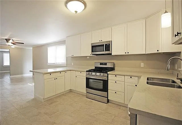 4440 Prairie St — Photo 5