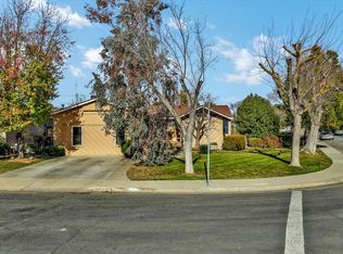 994 Granada Cir, Los Banos, CA 93635