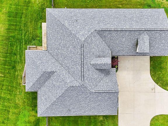 3rd image of 6031 Old South Dr