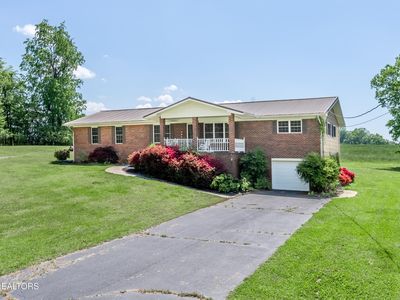 917 Swan Pond Circle Rd, Harriman, TN, 37748