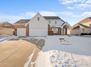 5959 Secluded Ct, Sylvania, OH