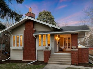 437 S Ardmore Ave, Villa Park, IL 60181