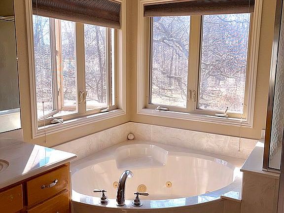 3rd image of 19481 Eagle Acres Rd