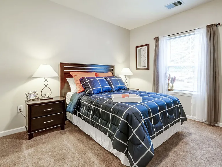 Marquis Place Apartment Homes — Photo 8