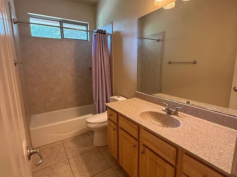 270 Delanoy — Photo 28