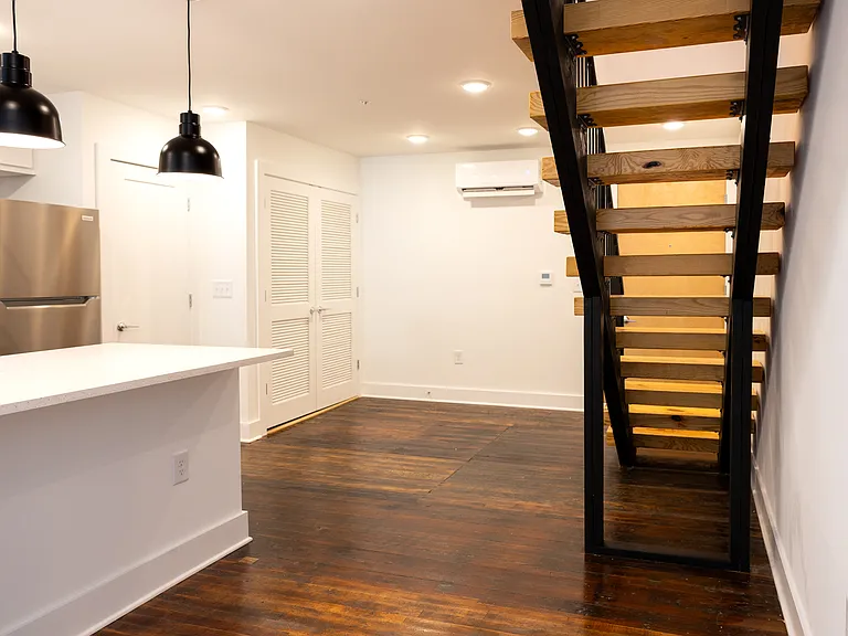 Overton Lofts — Photo 53