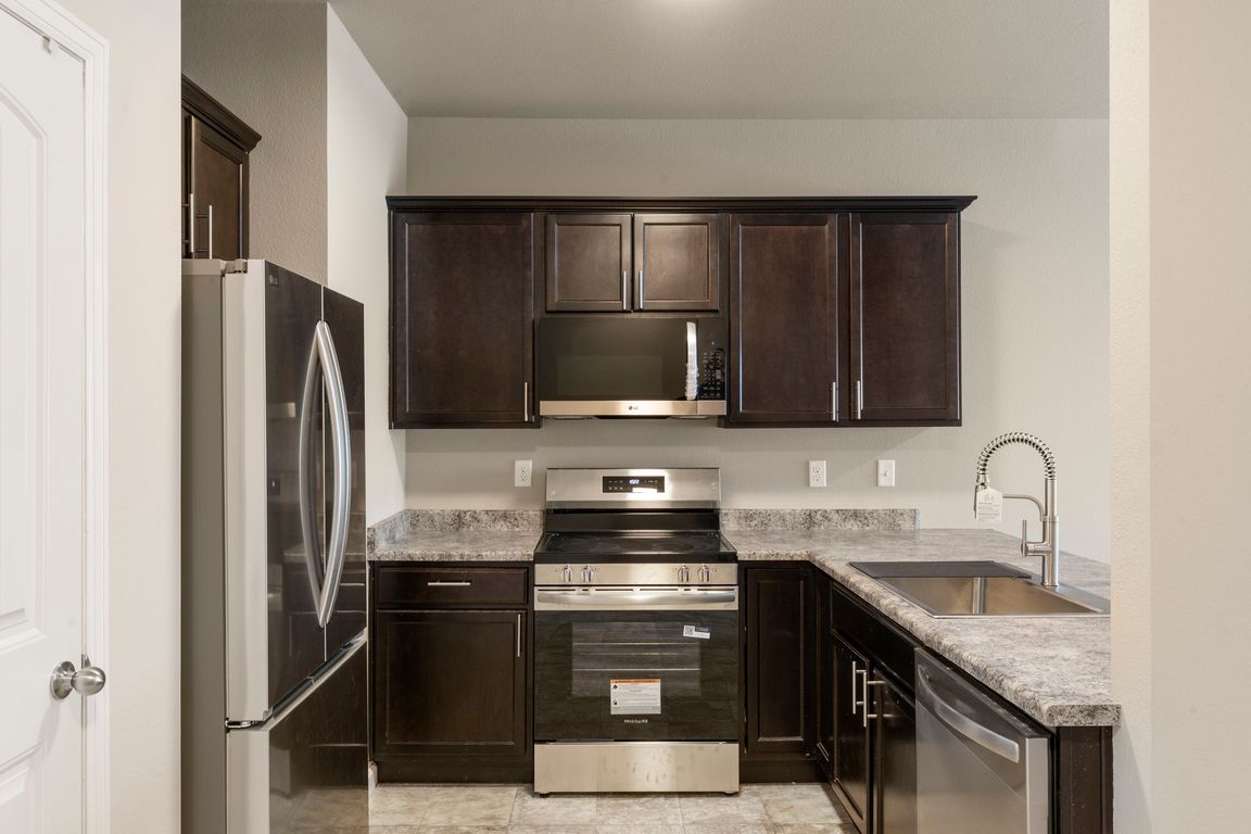 next background image