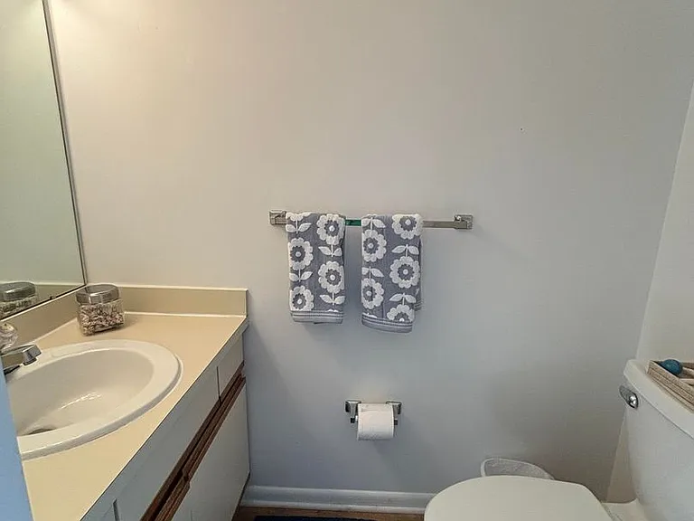 37285 Martin St #28 — Photo 9