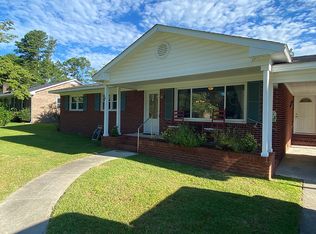 5212 Meadowbrook Dr, Trent Woods, NC 28562