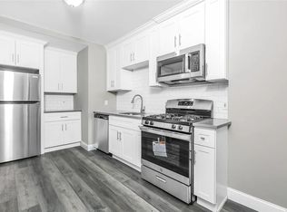 11725 202nd St, Saint Albans, NY