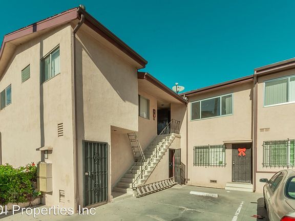 3rd image of 8425 S Western Ave APT 10