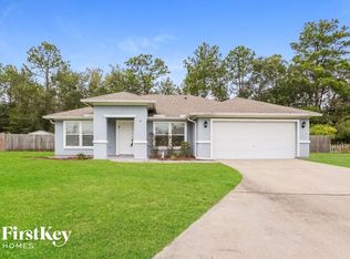 86420 Cartesian Pointe Dr, Yulee, FL 32097