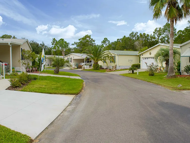 8102 W Coconut Palm Dr — Photo 31