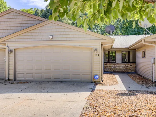 154 Jerry Liefert Dr, Monticello, MN 55362