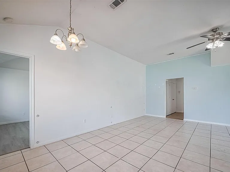 17046 Applecross Ln — Photo 8