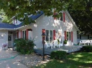 4730 Wildwood Rd, Holland, MI 49423