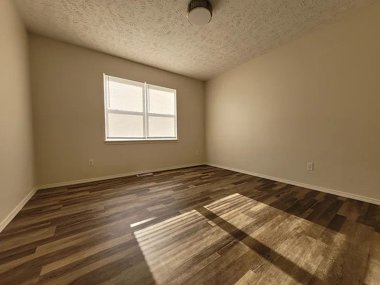 1203 Garner Ave — Photo 31