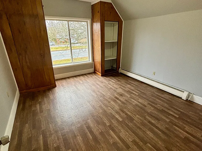 411 Main St #1 — Photo 15