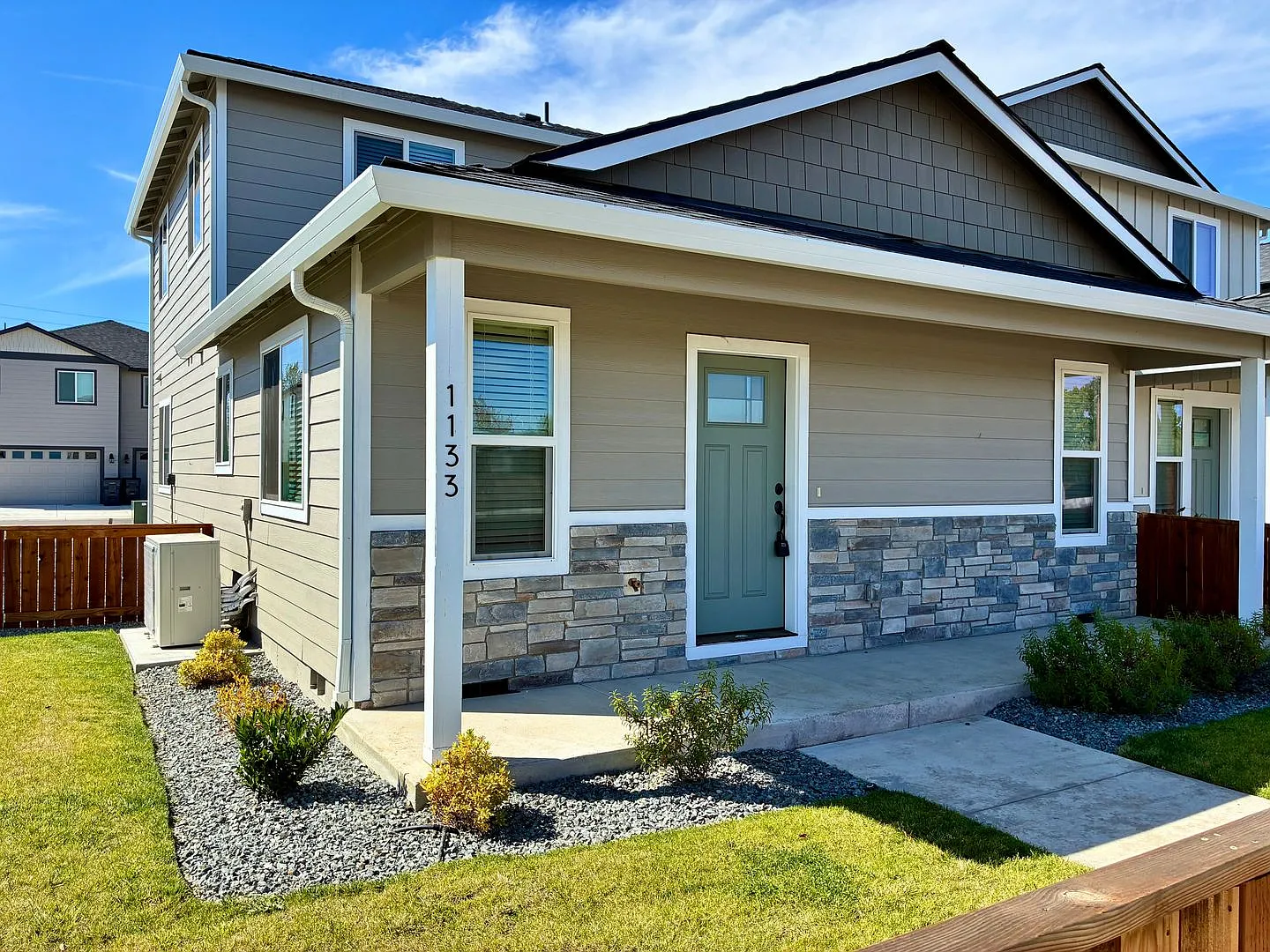 Beautiful New Construction | 3 Bedrooms | 2.5 Bathrooms | 2-Car Garage | Fenced Yard — Photo 1